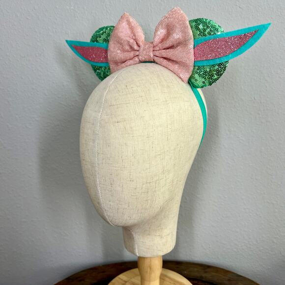 Grogu Elastic Minnie Ears | Disney Star Wars-Inspired Baby Yoda Adjustable Ears - Picture 3 of 5